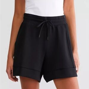 Varley alder womens shorts black small modern oversized fit
